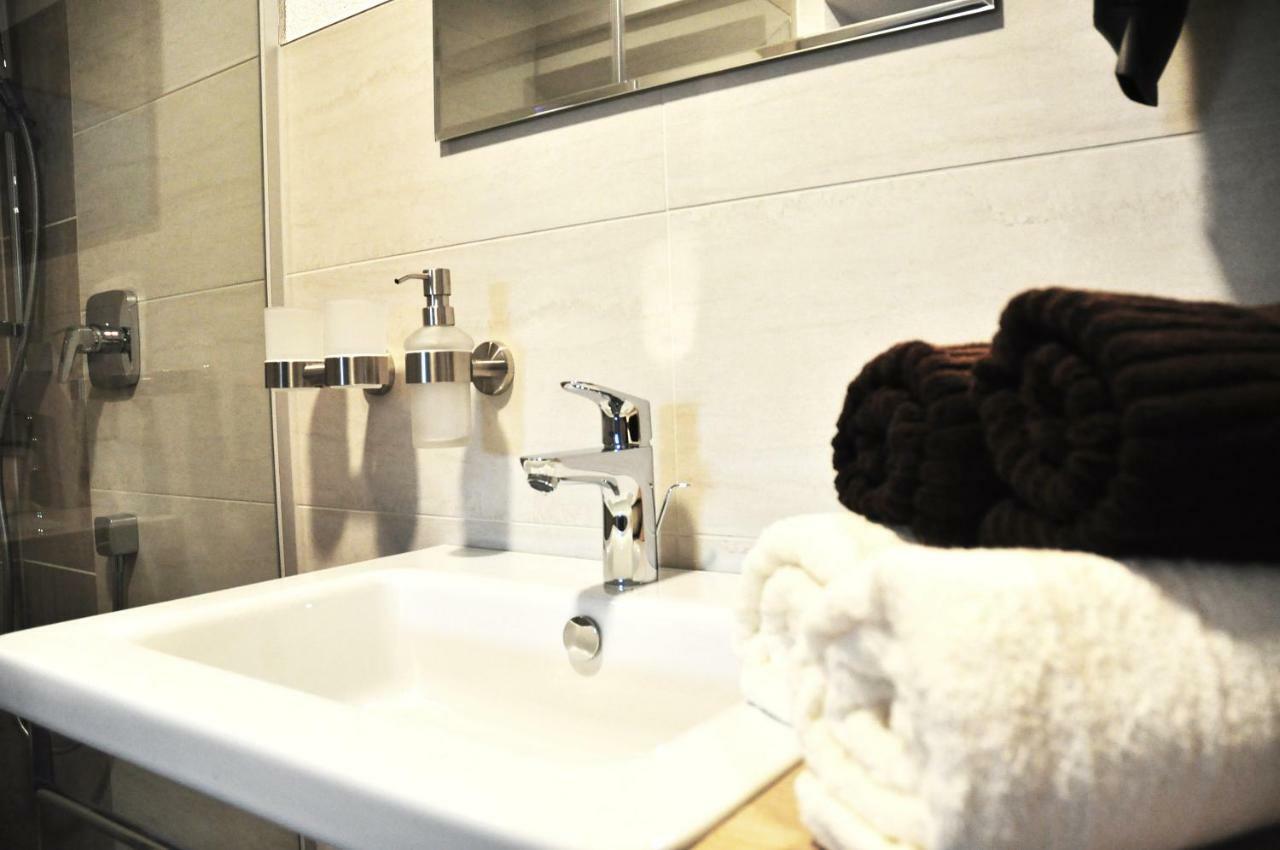 Appartement Alpenzauber アルツル・イム・ピッツタール エクステリア 写真